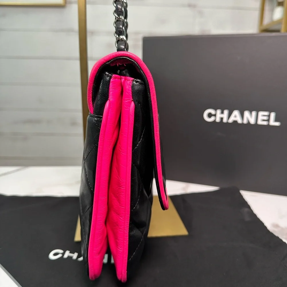 CHANEL RARE Large 2008 Cruise Collection Flap Bag π - Picture 4 of 14